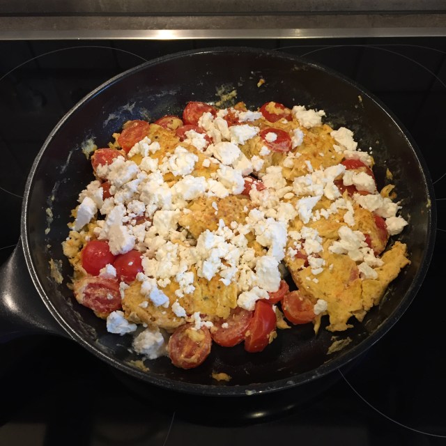 Rührei mit Feta