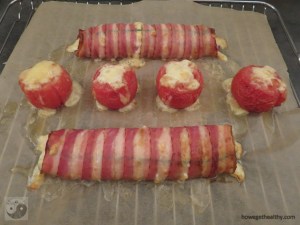 Baconrolle mit Ofentomaten nach dem Backen