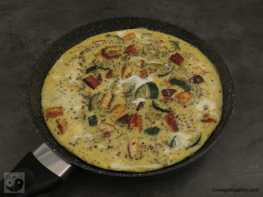 Süßkartoffel-Bacon-Auflauf vor dem Backen