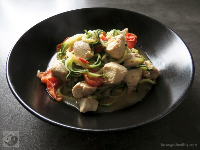 zoodels-mit-haehnchen-parmesan-sosse