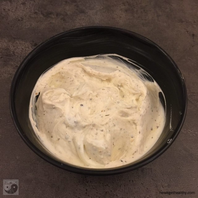 deftiger-quarksnack-mit-senf