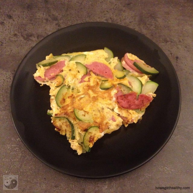 ruehrei-mit-fleischwurst-und-zucchini