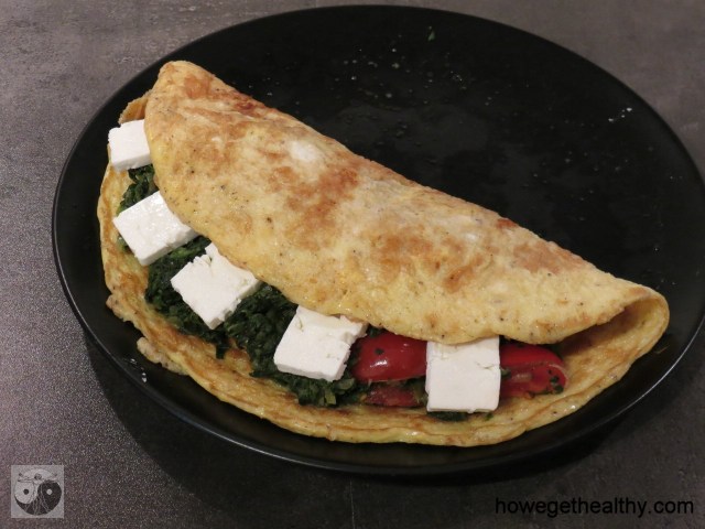 Gefuelltes Omlette mit Spinat und Feta